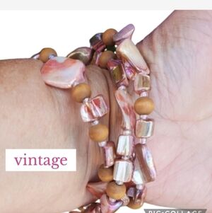 Vintage wire strung Pink ‎ glass & Abalone bracelet